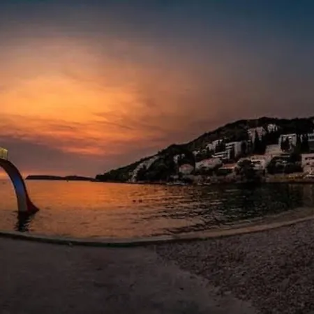 Beachfront Semesterbostad *