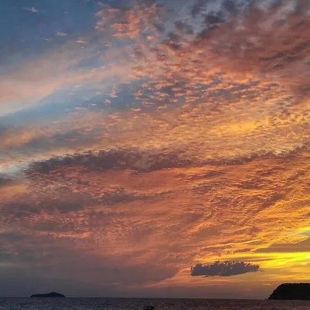 度假居 Beachfront *