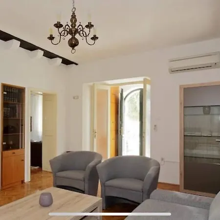 Beachfront בית נופש דוברובניק